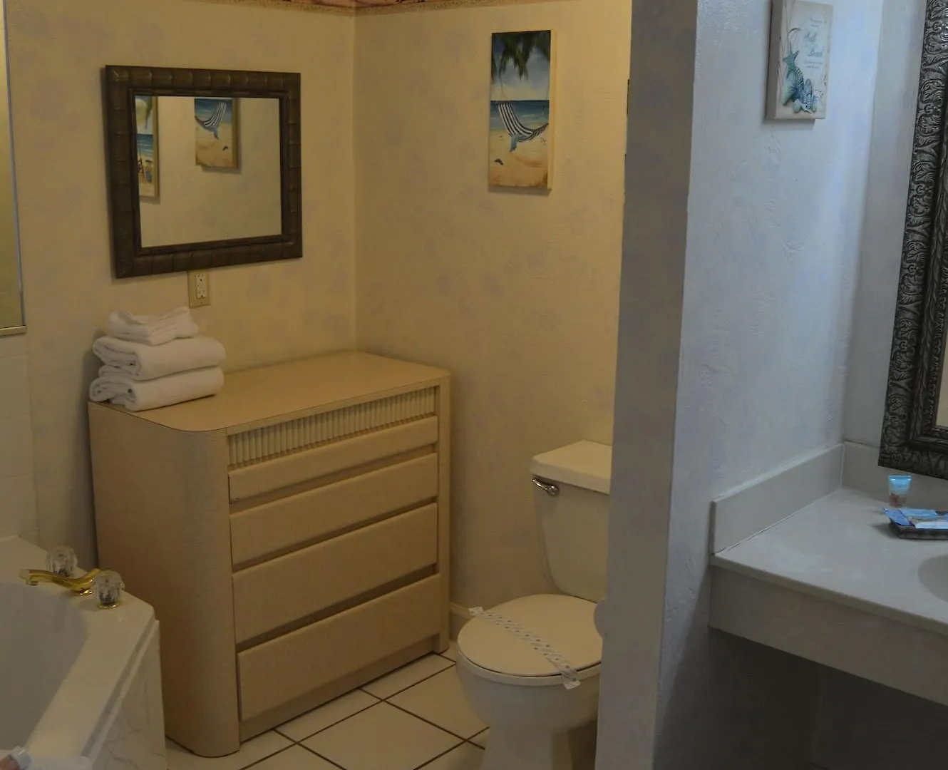 Fountain Beach Resort - Daytona Beach Hotel