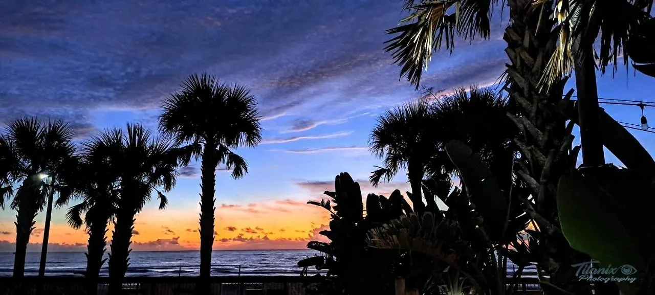 Fountain Beach Resort - Daytona Beach