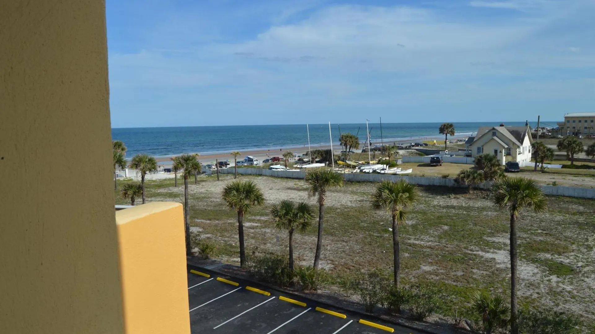 Fountain Beach Resort - Daytona Beach