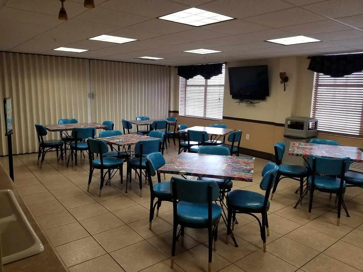 Fountain Beach Resort - Daytona Beach
